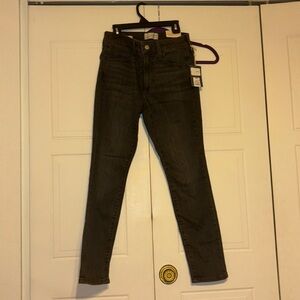 NWT Universal Threads High Rise Skinny Jeans